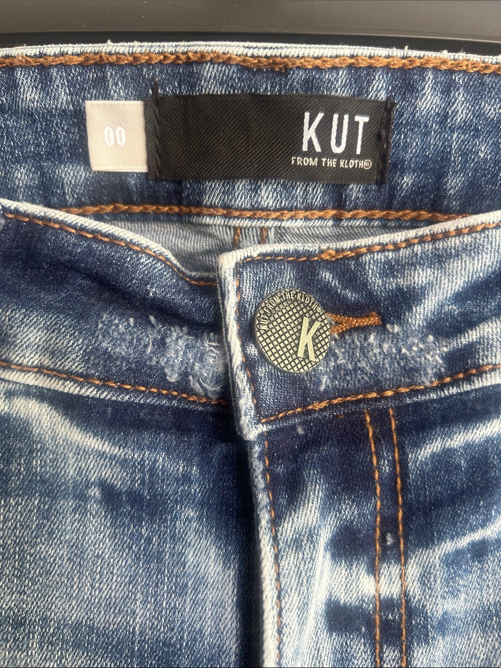 Kut From The Kloth Catherine Boyfriend Distressed Skinny Jeans - Picture 5 of 10